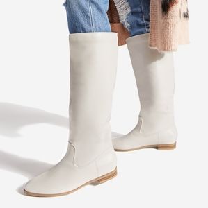 BNIB Flat Knee High, Pointed Toe Boots, Bone White, size 7.5
